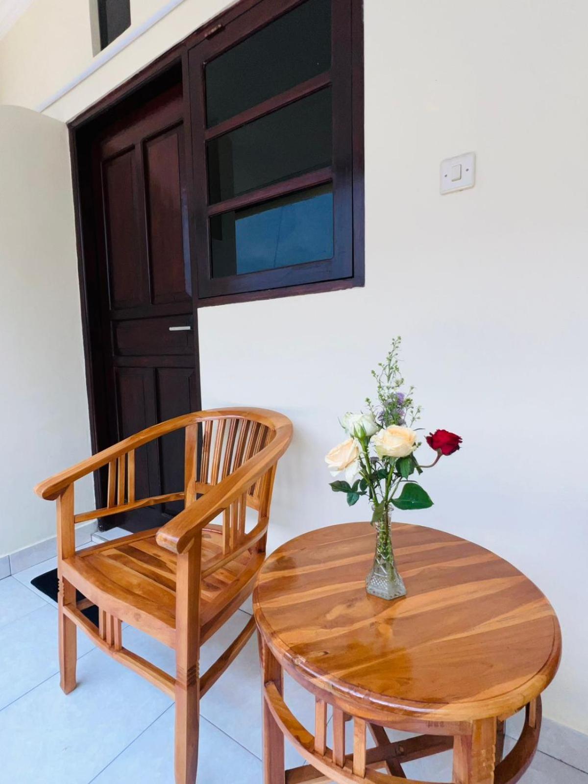 Zigiz Lovina Hostel Екстер'єр фото