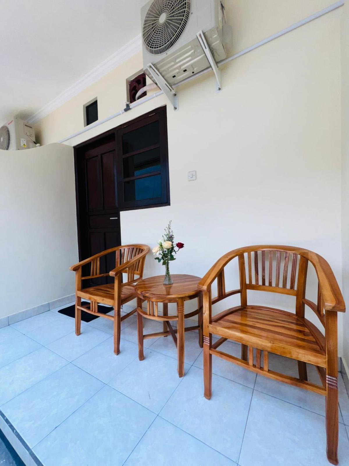 Zigiz Lovina Hostel Екстер'єр фото