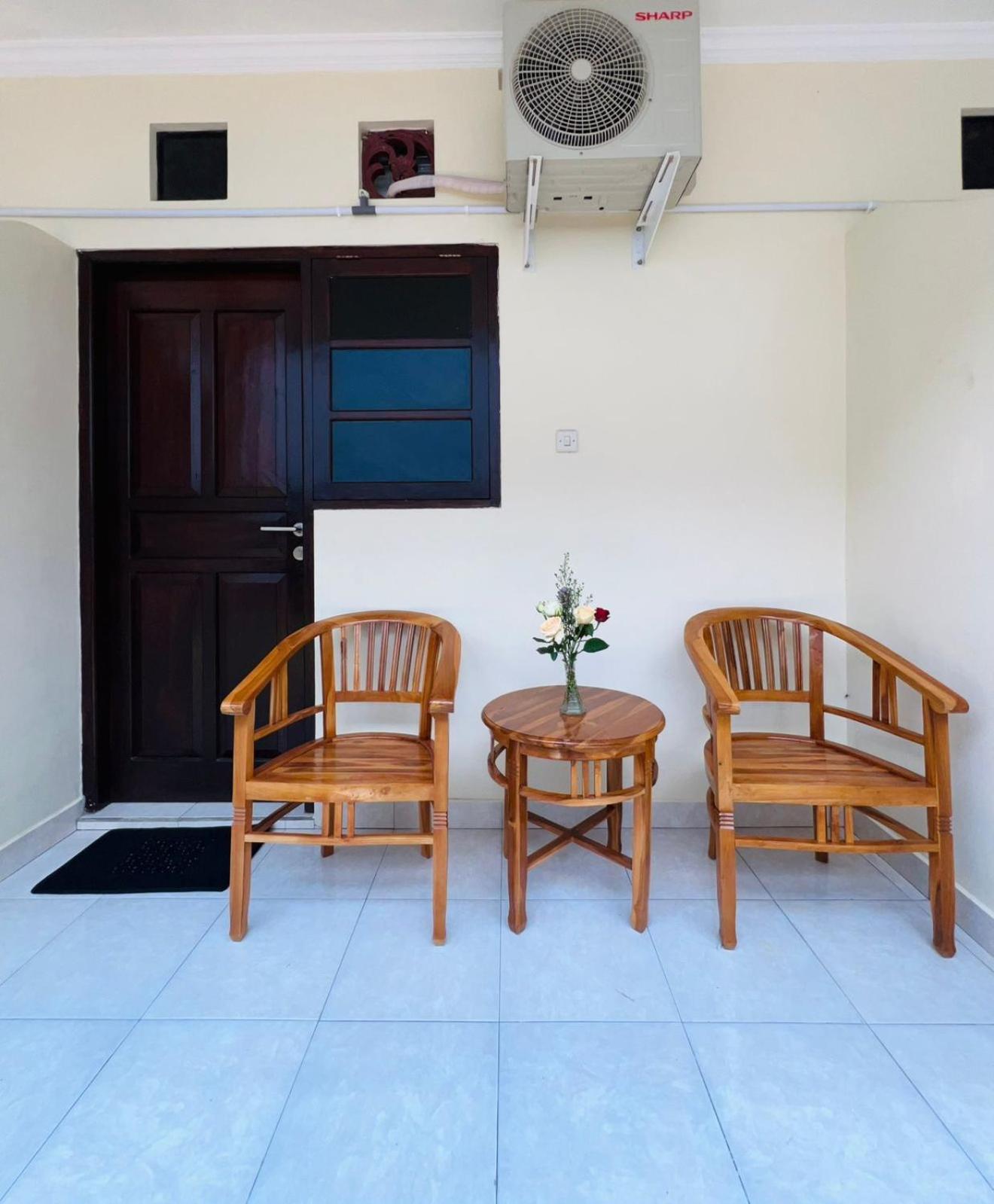 Zigiz Lovina Hostel Екстер'єр фото